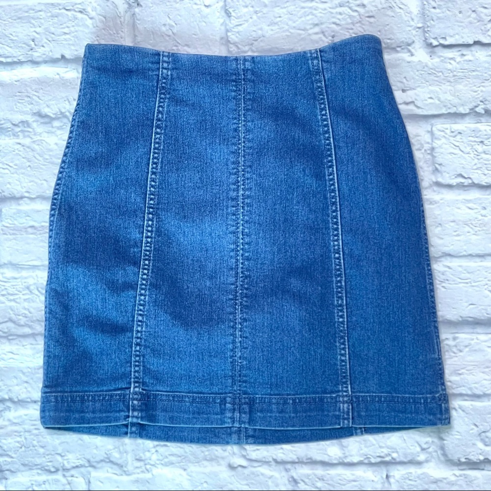Free People Modern Femme Blue Denim Mini Skirt Size 0